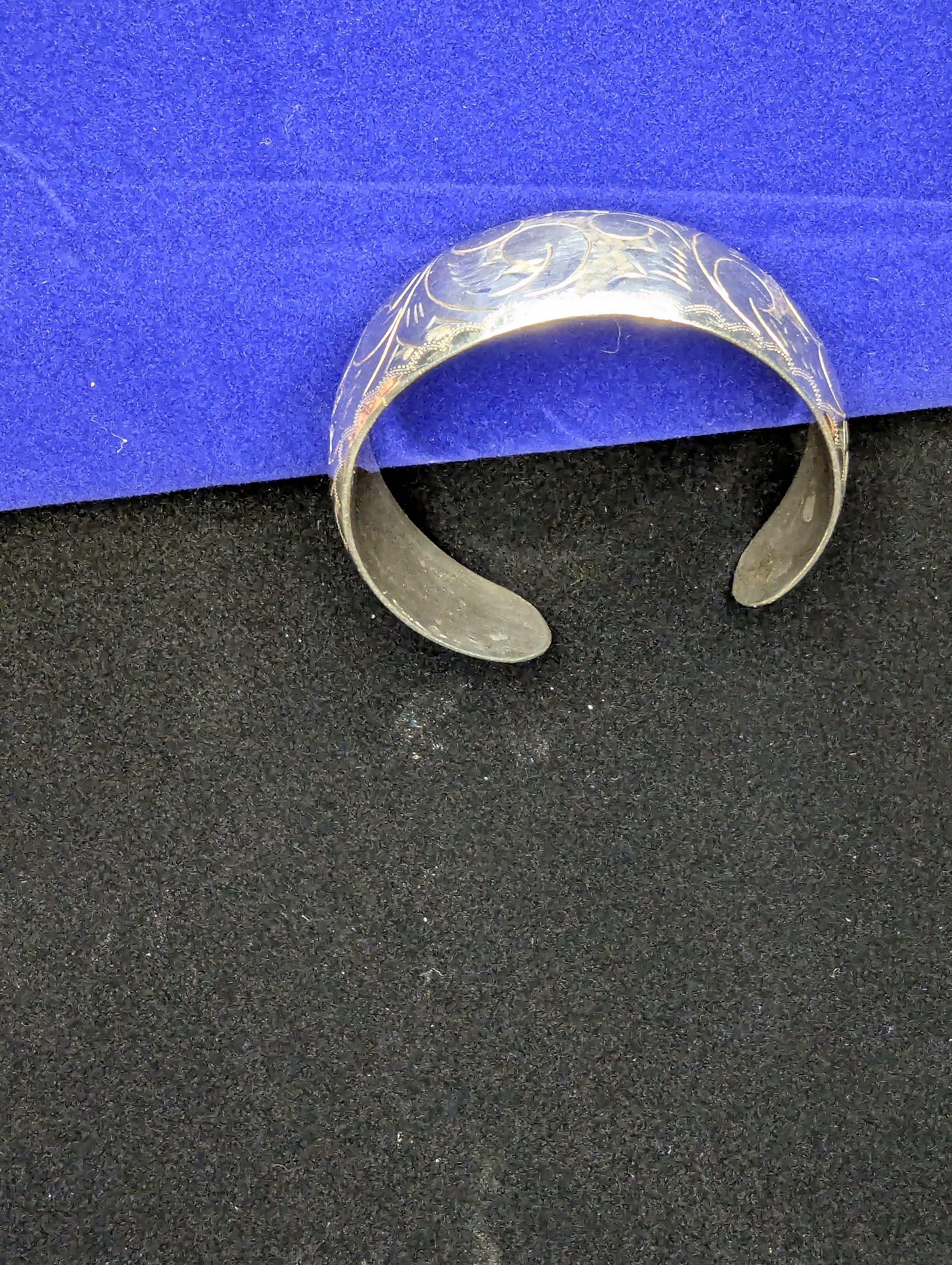 Silver Cuff - Fine Line Etching