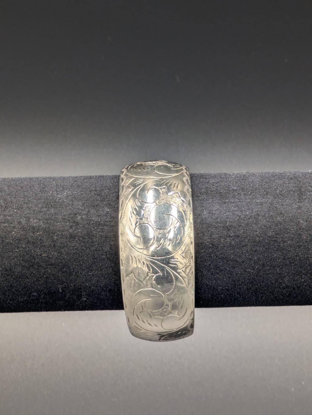 Silver Cuff - Fine Line Etching