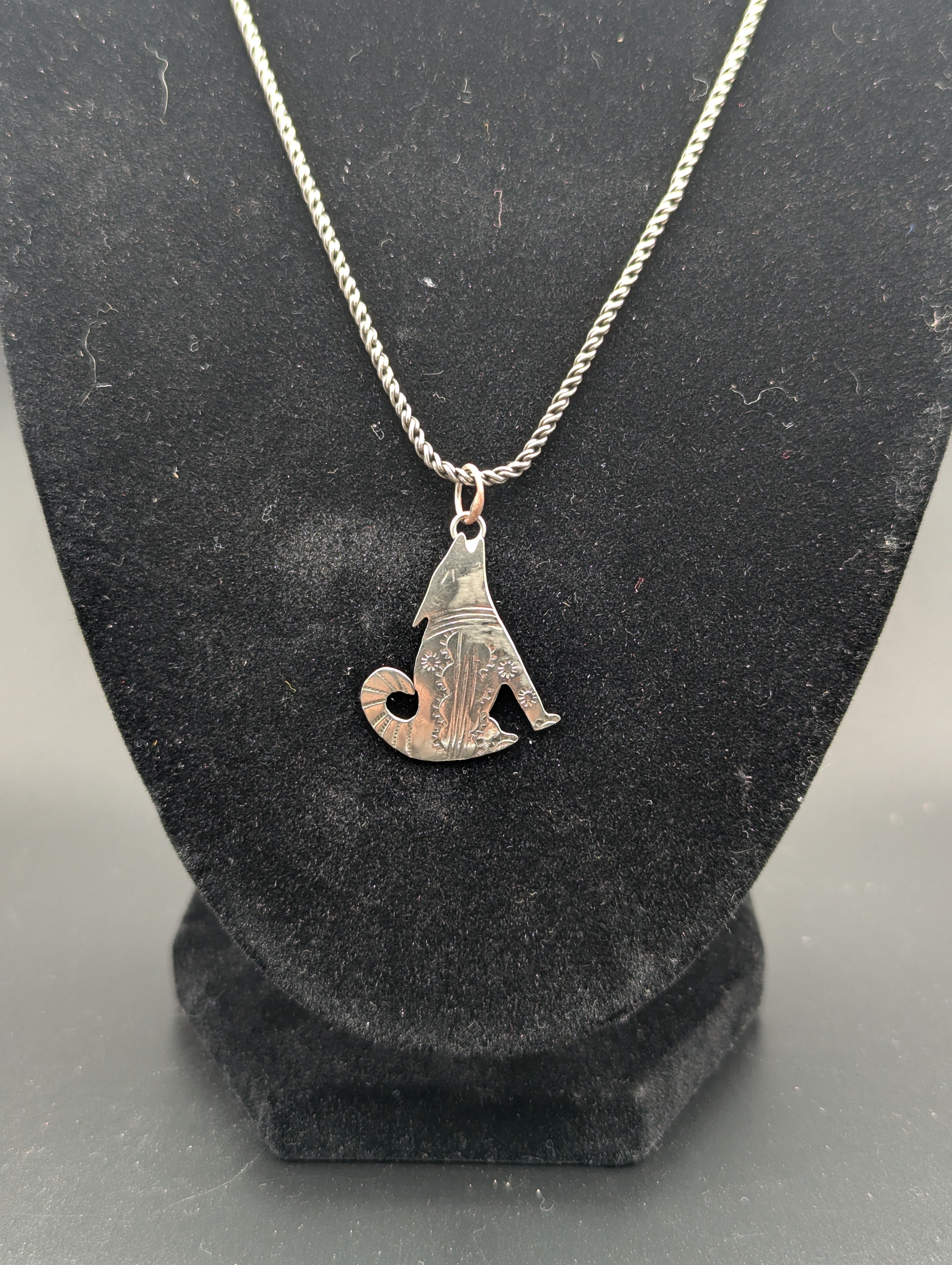 Howling Coyote Pendant