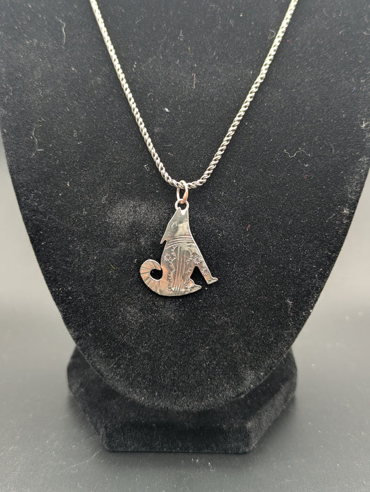 Howling Coyote Pendant