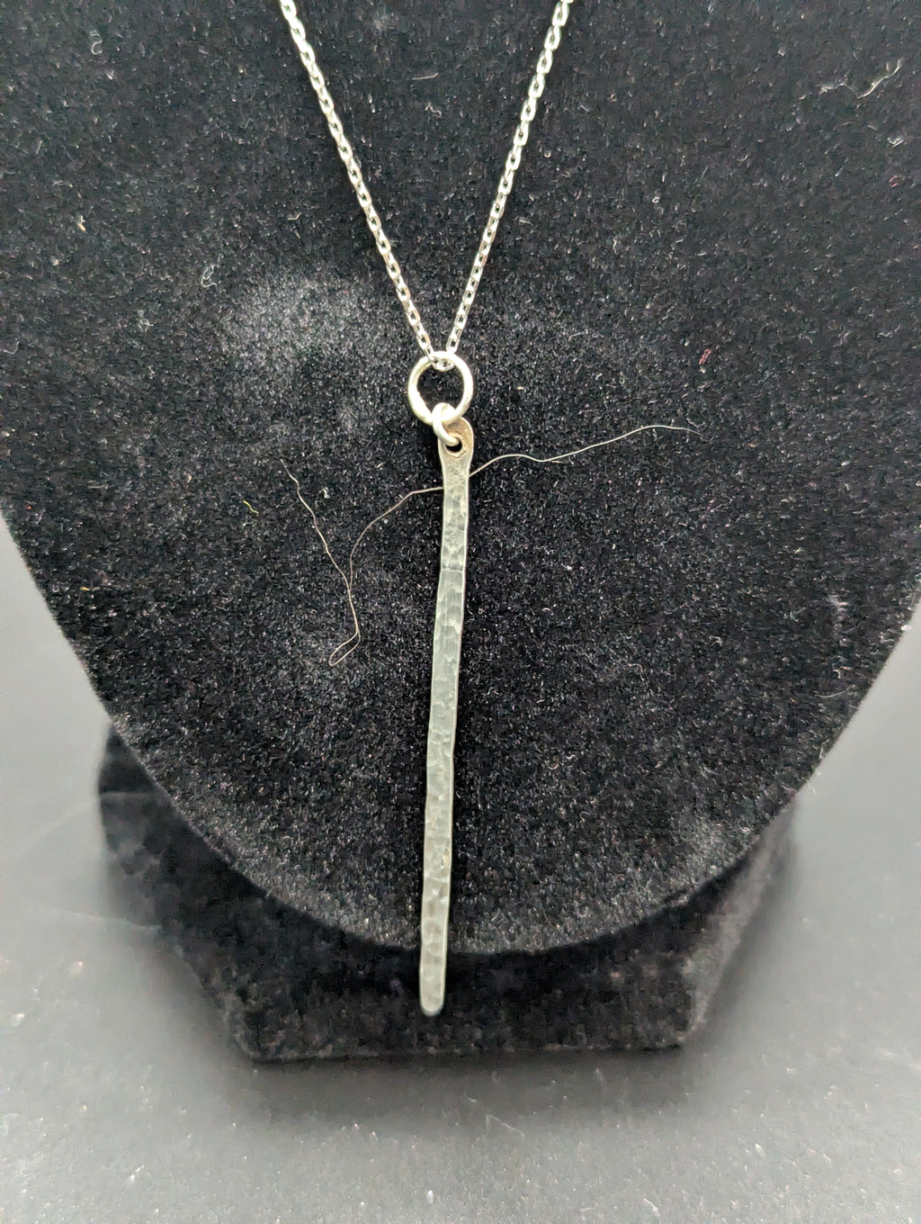 Simple Pendant Bar