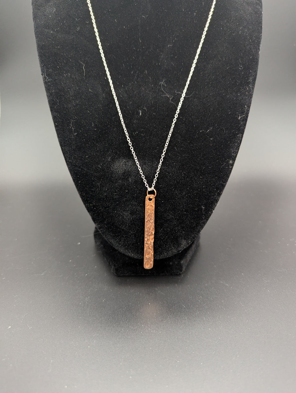 Simple Pendant Bar