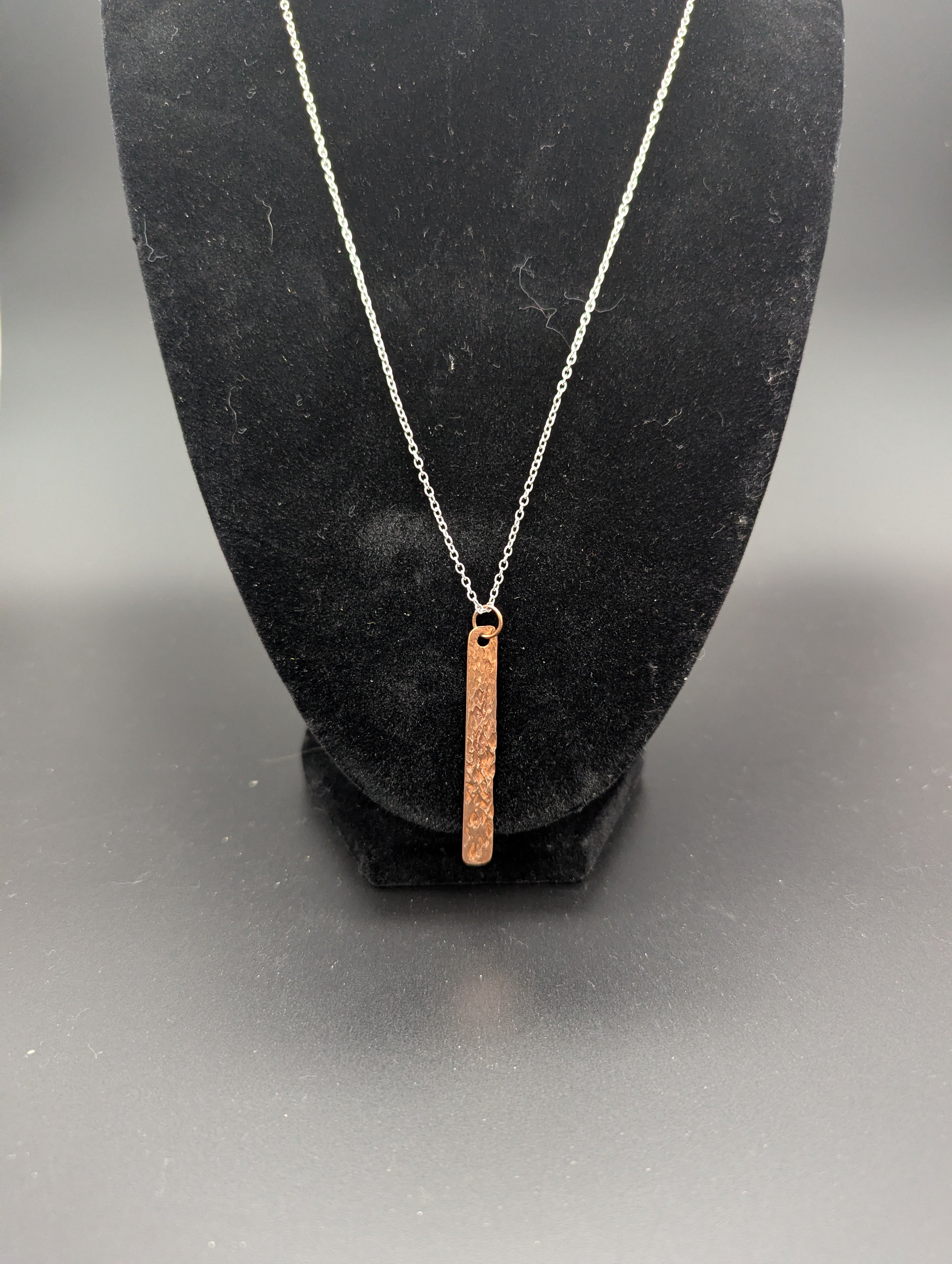 Simple Pendant Bar
