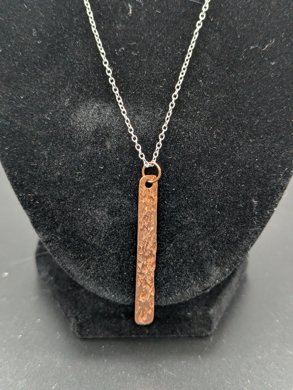 Simple Pendant Bar