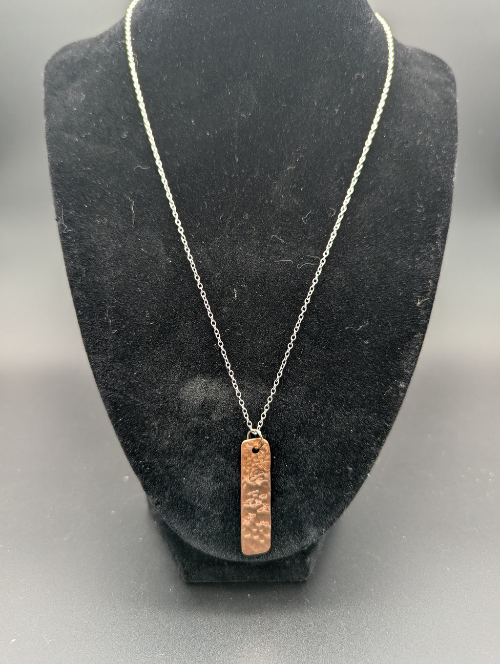 Simple Pendant Bar
