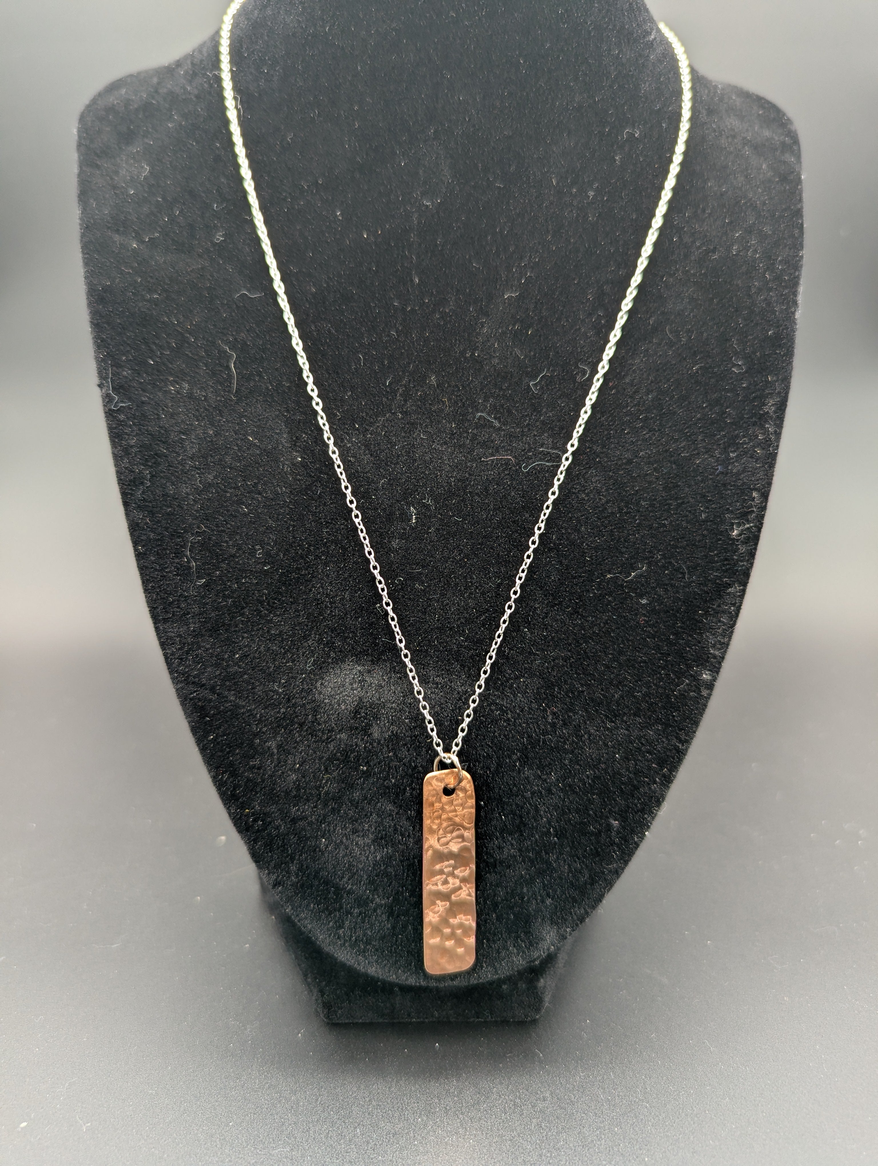 Simple Pendant Bar