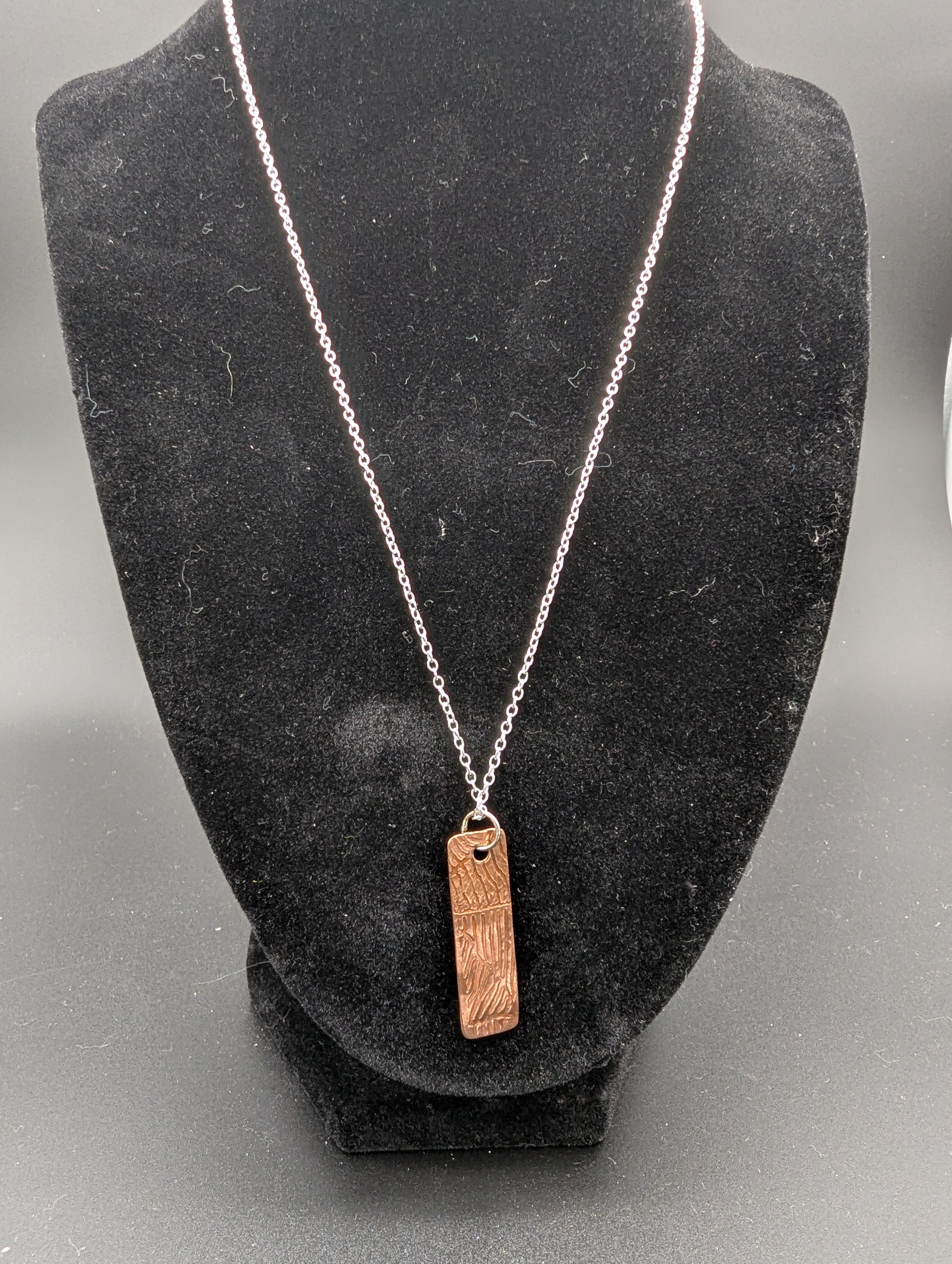 Simple Pendant Bar