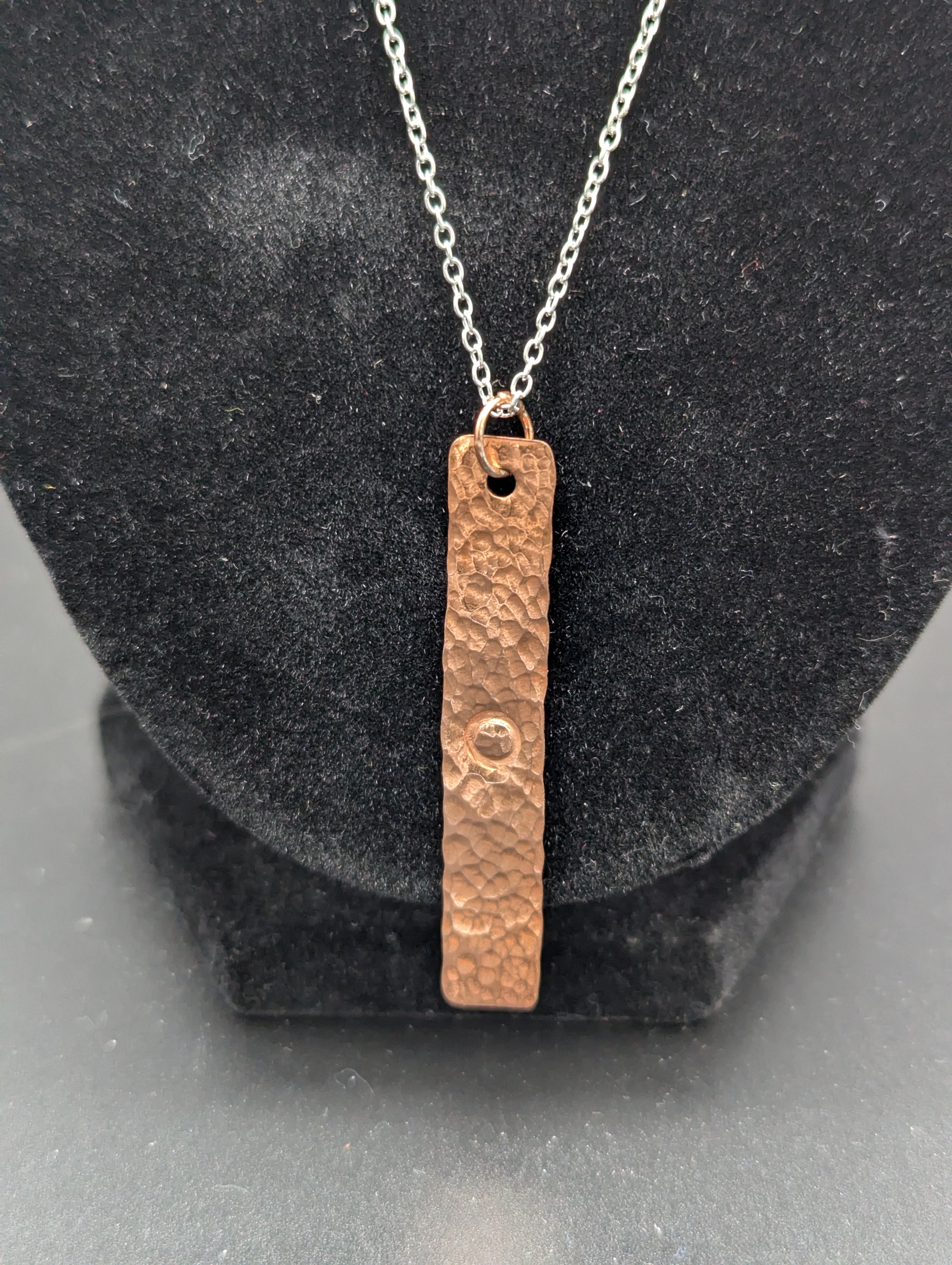 Simple Pendant Bar