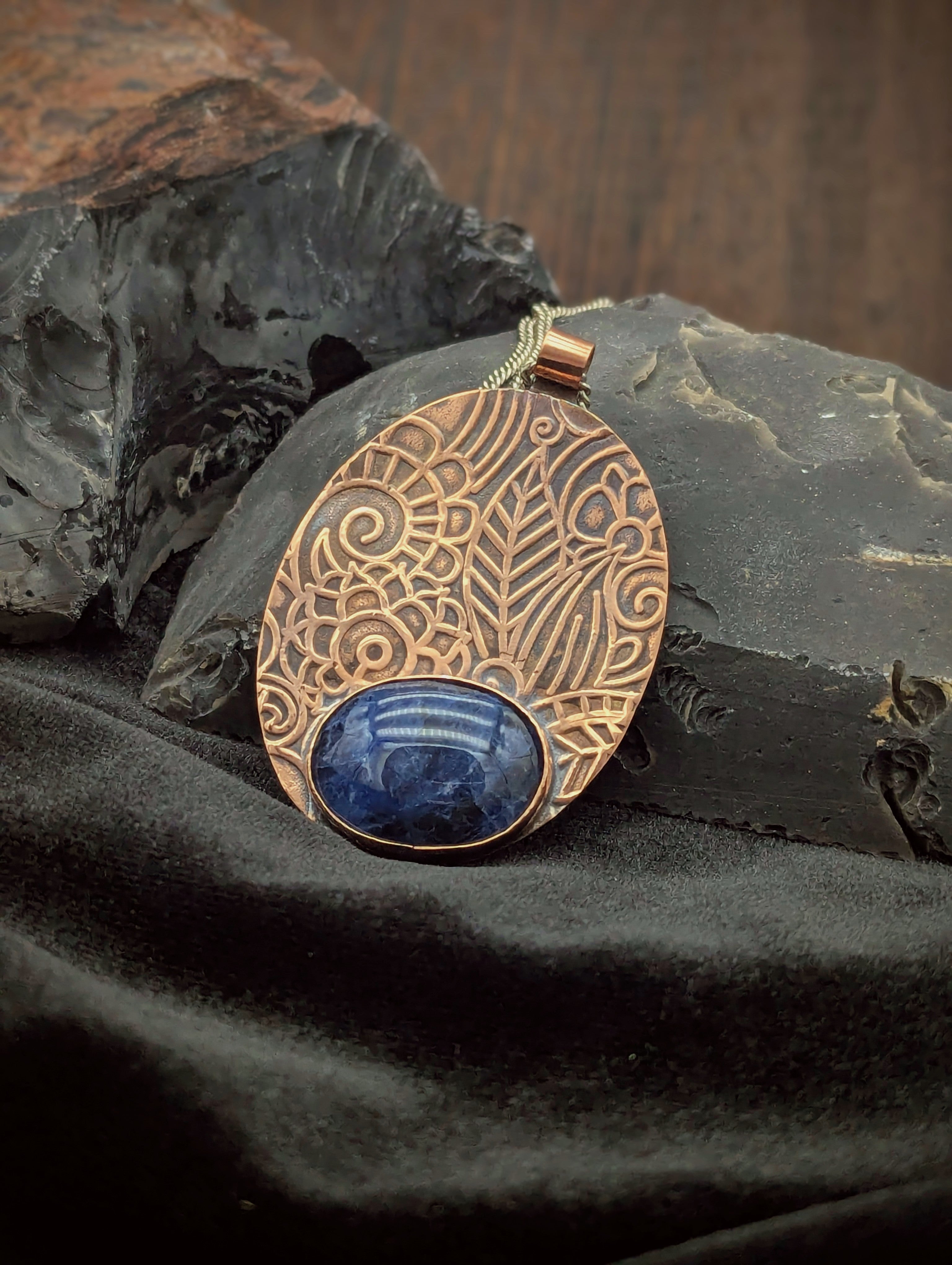 Floral sodalite Pendant